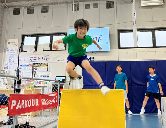 【こどもの休日の過ごし方】新感覚おにごっこスポーツ！パルクールおにごっこ「オニバト」体験ツアー