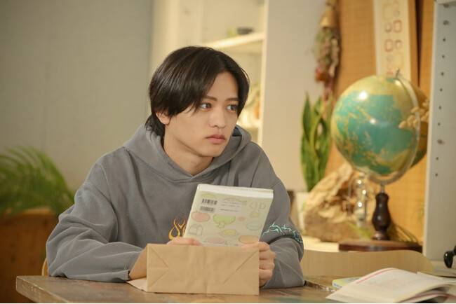 松島聡 × 白洲迅W 主演の『パパと親父のウチご飯』から誕生！猪俣周杜（timelesz）主演スピンオフドラマ『阿久津の夢と俺レシピ』後編の配信がスタート！