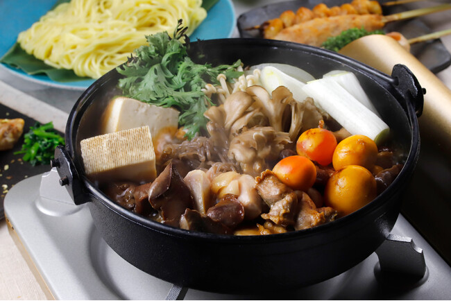 【焼き鳥 串くら 京都・御池】忘年会シーズンにおすすめ。鶏づくしの贅沢なコース『鶏のすき焼き』が12月1日(月)より登場。