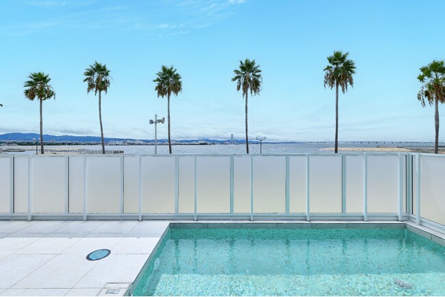 【最大48％OFF】歴代最得「1名10,000円～」の学割プラン販売開始！全室オーシャンビューのグランピング施設＜うみテラス二色の浜＞で学生旅行をお得に楽しもう