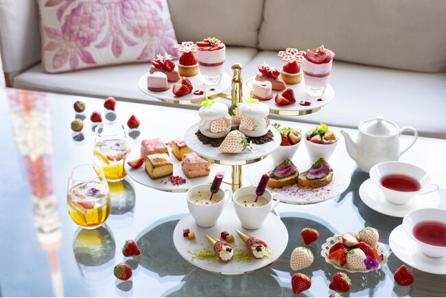寒い季節にときめく、白いちご“淡雪”と“あまおう”を贅沢に味わう「Strawberry Afternoon Tea」を販売【ザ・プリンス パークタワー東京】