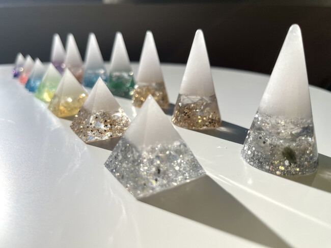 占い師イソラが提案する “光の浄化 × 新しい盛り塩”　光が日常を守る《Sora Salt ～お守りソルト～》新発売