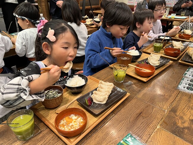 肉汁餃子のダンダダン×ファンケル「子ども食堂」ダンダダン発祥の地である調布で初共催しました！