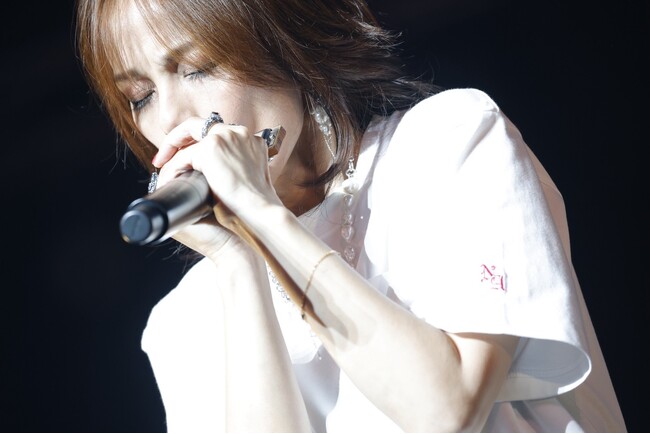 【RoseKnight】相川七瀬氏30周年記念ライブでローズナイト着用。アンコールでRoseKnightと共に飾る熱き魂の歌声。