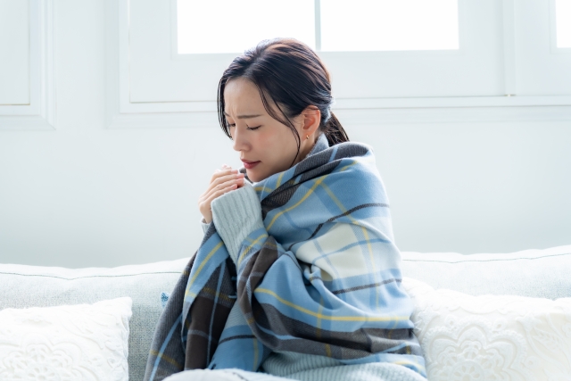 女性の“冷え性ピーク”は30代　末端冷え性は血管の衰えのサイン　専門家が教える「肘カイロ」の新常識！