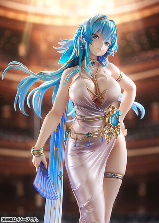 『勝利の女神：NIKKE』より、イージス部隊所属の「ヘルム」がドレス衣装のフィギュアとなって登場。あみあみにて予約受付中。