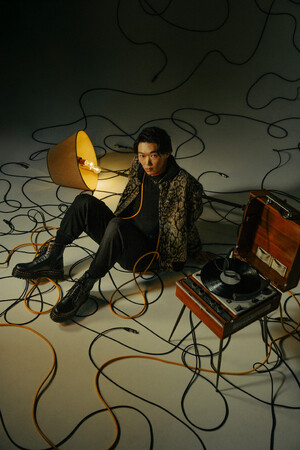 Dr. Martens for Holiday “THE YELLOW STITCH” 原点を大切にしながら、新たな価値を生み出す者たちをテーマにしたホリデーキャンペーンがスタート。