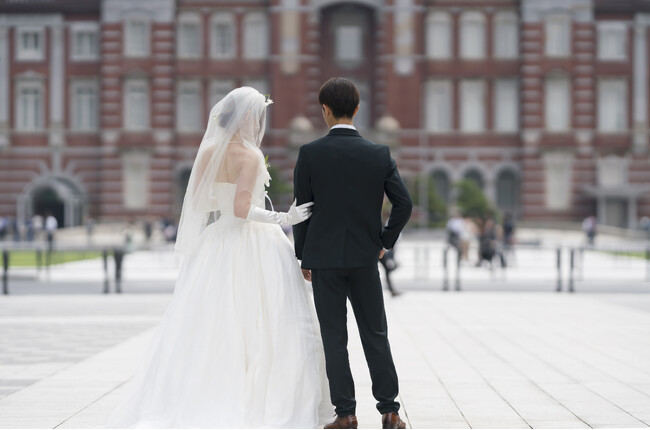 新宿の婚活ユーザーの動向調査実施。新宿店は年収500万円以上の会員様が6割超え。