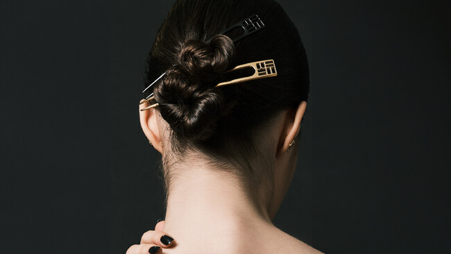ヘアアクセサリースペシャリティーストア＜THE HAIR BAR TOKYO＞から毎日使える“キレイ”を贈る、失敗しないホリデーギフトの提案