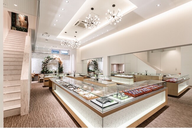 関西最大級のジュエリーショップ「garden（ガーデン）」の人気店舗garden心斎橋が11/28（金）移転リニューアルオープン！グループ店最大の広さを誇り、館内に専用チャペル併設で結婚式にも対応