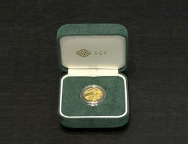 K24ホノルルマラソン2025記念メダルケース入り