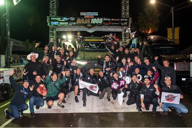 TEAM JAOS「SCORE BAJA 1000 史上初のハイブリットマシンによる完走」を達成