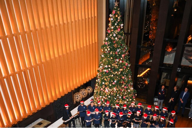【フォーシーズンズホテル京都】開業以来初となるクリスマスツリーライティングセレモニーを開催。