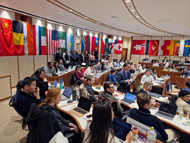 名古屋商科大学の留学生、本学ビジネススクールを訪問大学院での学びを体感した一日