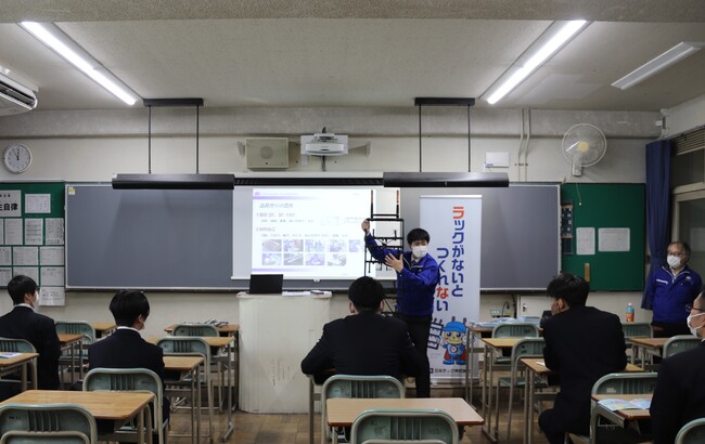 大阪信用金庫と大阪府教育庁との連携企画　大阪府立堺工科高等学校と中小企業による「職業理解ガイダンス」を開催