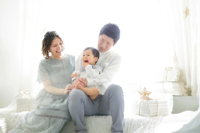 photo maison toctocが写真集の売上の一部を「あしながサンタ」に寄付