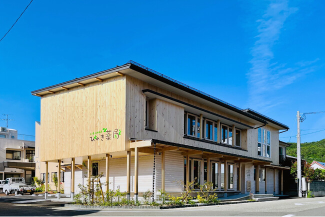 会津若松市の「ひのき薬局」が第11回ふくしま産業賞・銀賞を受賞