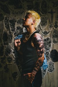 TikTokで話題の新時代ジャパトンシンガー S.I.、プロデューサー・Gold Digga と組んだ最新シングル『モルヒネ』を12月9日(火)リリース！