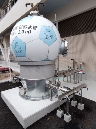 大阪府内初 高槻市で災害時の給水機能強化を図る「貯水機能付給水管」導入