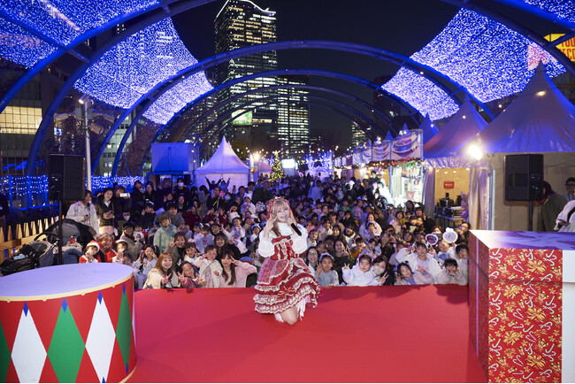 東京・渋谷に新たなクリスマスマーケット誕生！「Shibuya Christmas Market 2025」イルミネーション点灯式第二弾ゲストとして、しなこが登場！