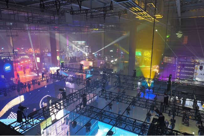 2 年に一度、舞台演出に関わるプロフェッショナルが集う専門展示会「ProLight & ProVisual 2026」を開催