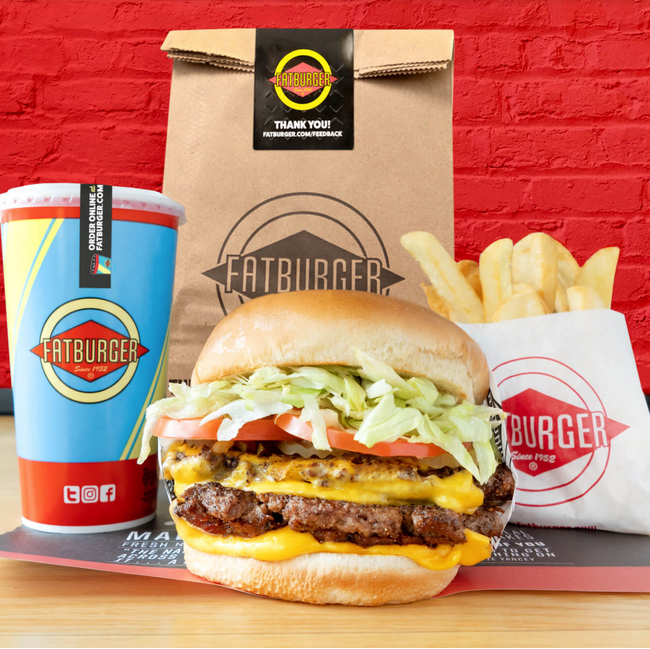 California, USA 発の人気ハンバーガーブランド “FATBURGER (ファットバーガー)” がついに沖縄初上陸！