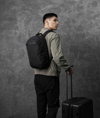 豪州発バッグ・小物ブランド「ALPAKA」からブランド史上最軽量のバックパックが登場