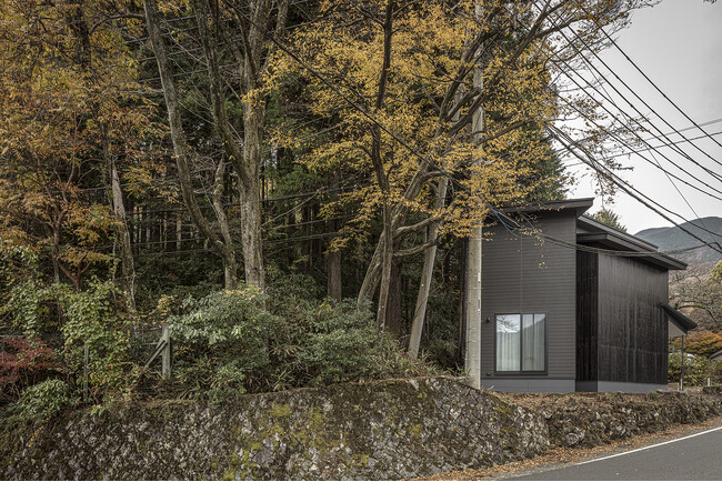 2025年12月12日(金) 箱根・宮ノ下に佇む 一棟貸し宿泊施設「SHIKI -HAKONE-（シキ ハコネ）」グランドオープン