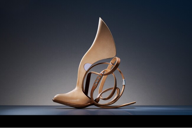 「ホルンの靴」がInternational Design Awards 2025（米国）で金賞を受賞