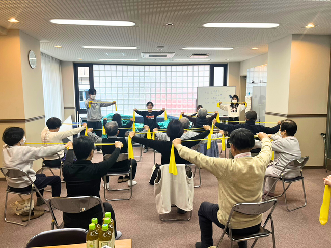 追大生がシニア向け運動教室「健幸応援隊」開催。高齢者の孤独化とフレイル予防へ地域と連携