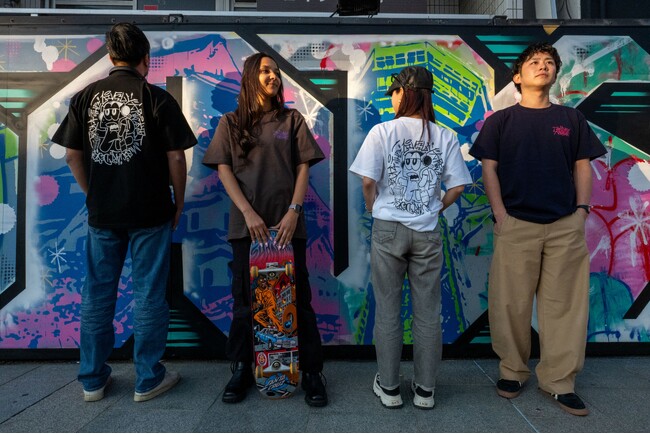 「THE LIVELY 大阪本町」にて、大阪を代表するグラフィティアーティスト「CASPER」描き下ろしデザインのコラボアパレルが1月10日より登場！入場無料のアート展示も期間限定開催。