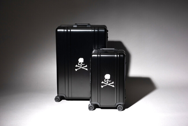 ゼロハリバートンとマスターマインドが贈る、漆黒の限定ラゲージコレクション誕生　12月20日(土)より一部発売開始