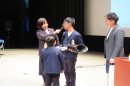 義足の重さ体験の様子