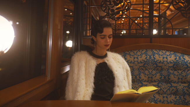 きらめくホリデーシーズンを纏う 2025ドレスコレクション｜RUIRUE BOUTIQUE 新作ムービー公開 「THE ROYAL EXPRESS」を舞台に、非日常の車内で描くエレガンス