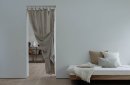 目隠しとしての使用例.廃棄生地をなくす観点からタッセルはありません