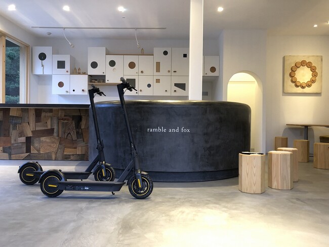 Doggie（ウィズ株式会社） × raf （株式会社地域資源バンクNIU）★来春発売モデルを一足早く体験★三重・VISONで愛犬同伴向け電動バイク「Doggie」レンタルを開始！