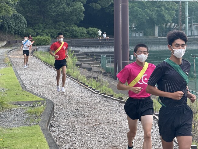 くればぁの高性能マスク「魔法のマスク」をトレーニングに使用している鳥取城北高校男子駅伝部が、12月21日に開催の男子第76回全国高校駅伝に出場します