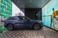 アウディ、2025年中で3拠点目となるAudi charging hubをデュッセルドルフに開設