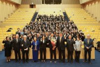 東京成徳短期大学が開学60周年を迎え、ソウルオリンピック金メダリスト、初代スポ－ツ庁長官の鈴木大地氏による記念講演会を実施。