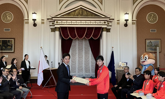 【J-AIR】東京2025デフリンピック金メダリスト 太田歩選手が2度目の「大阪感動大賞」を受賞