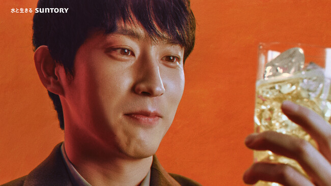 杉野遥亮さんが酒類のCMに初出演！サントリー「ティーチャーズ ハイランドクリーム」新WEB-CMのご案内