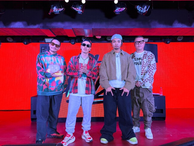 神奈川の新星ラッパー・Hezronと名古屋のレジェンドラッパー・AK-69が初コラボAK-69、楽曲制作舞台裏を初公開「ここまで制作過程を見せる事はなかった」｜『RECTRUCK 』