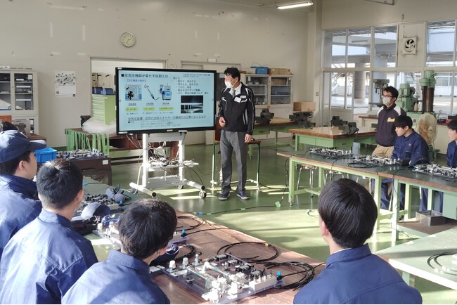 【日研トータルソーシング】半導体産業が成長する熊本で産学連携を強化 熊本県立玉名工業高等学校 生徒向け半導体エンジニア派遣実習を実施