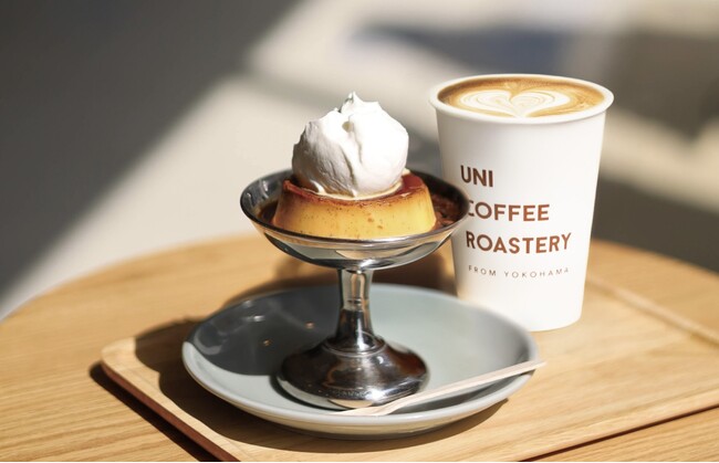 【UNI COFFEE ROASTERY】不動の人気No.1「かためのプリン」に待望のドリンクセットが登場！12月26日(金)より全店で提供開始