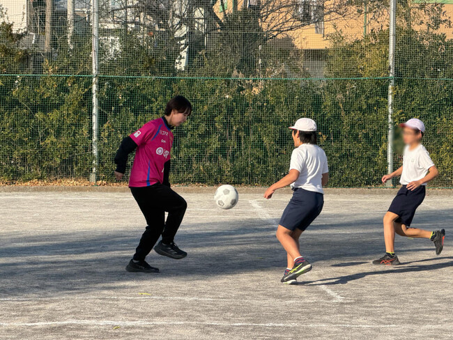 【翼DREAM・南葛SC】12/19 江戸川区立上小岩第二小学校でサッカー教室を実施