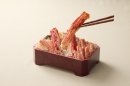 【鱗幸食品】「根室産たらばがに棒肉づくし弁当」