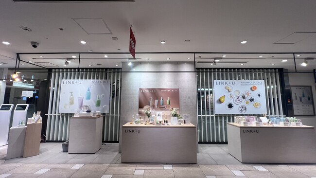 LINK+U、ルミネ新宿でPOP UP STOREを開催。ガチャ企画は総勢500名が参加するなど大盛況