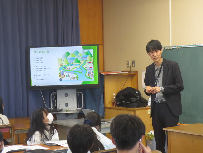 「情報×探究学習」の新たな取り組みを開始