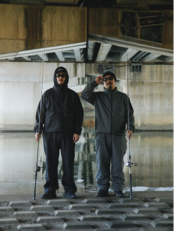 【ELECTRIC × LAKE SEEKER’S】待望の第7弾。厳寒期の釣行を支える「撥水・タフ・保温」を極めたセットアップ2アイテムが登場
