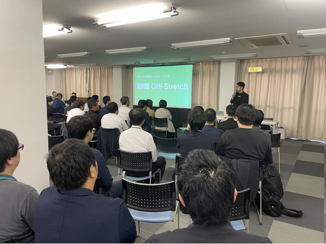 ファミリーマート様にて、理学療法士による「健康セミナー」を実施！